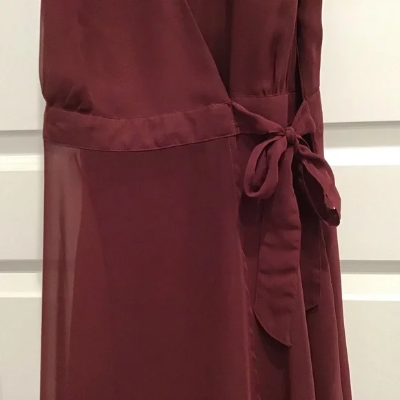 🔴WINE WRAP DRESS BY FOREVER 21 EXCLUSIVE🔴🔴 - Picture 8 of 12